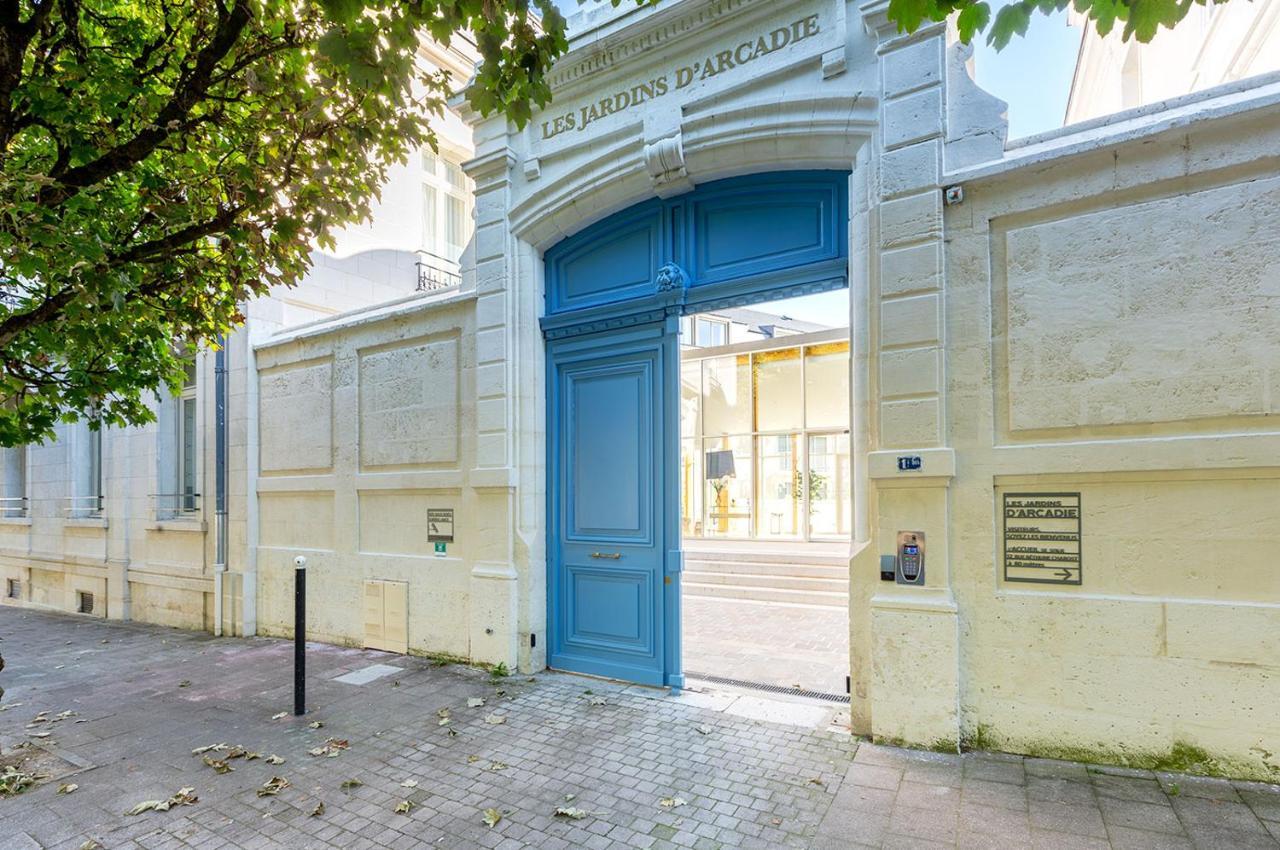 Apartment De